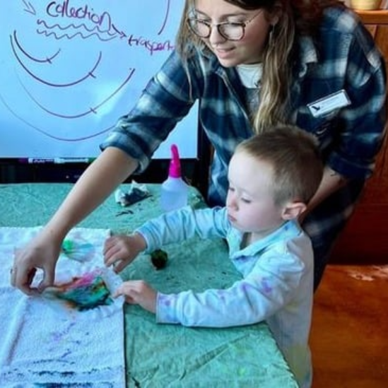 Sunday Craft Volunteer